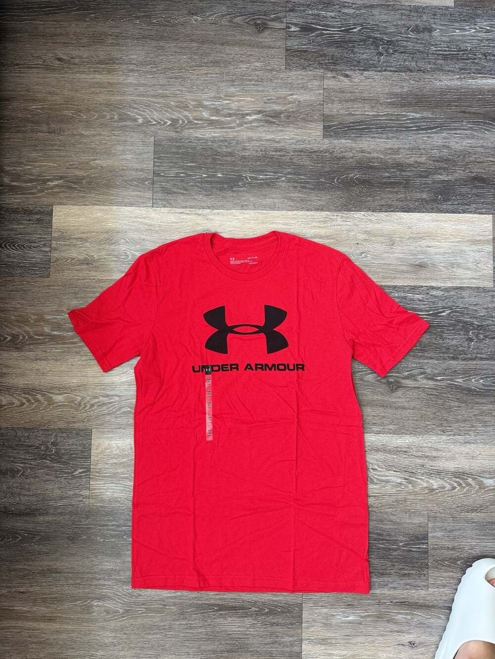 Under Armour Logo T-Shirt Size S Red